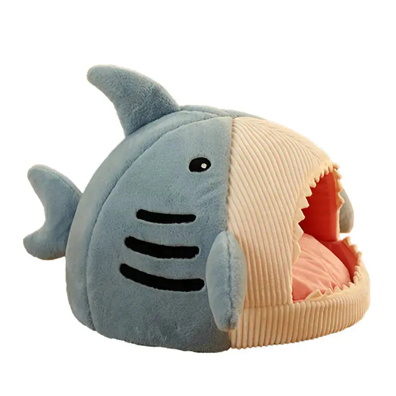 Shark-Shaped Enclosed Winter Pet Bed for Cats and Dogs Ma boutique