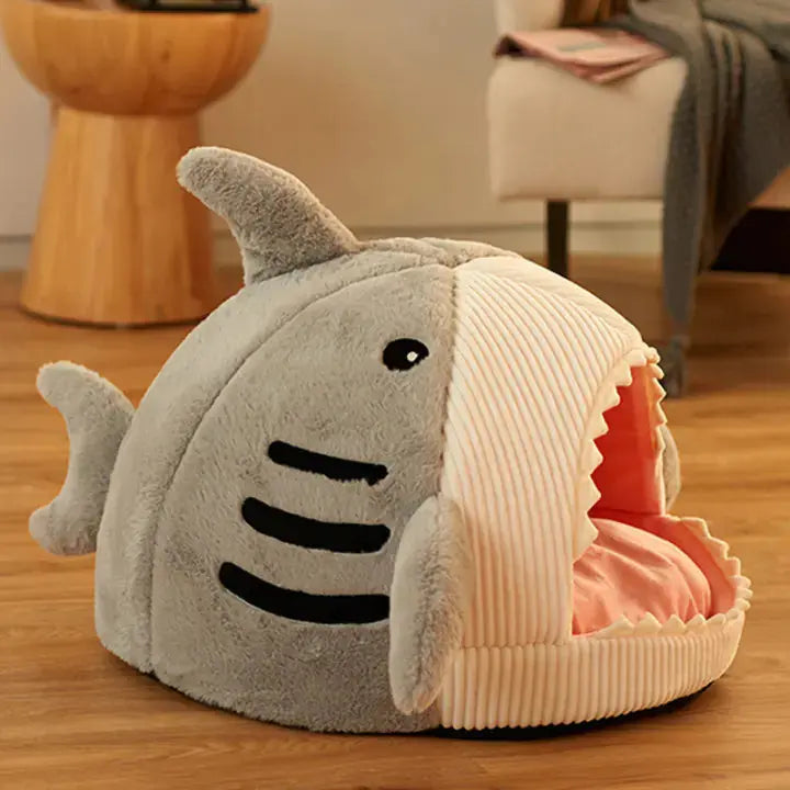 Shark-Shaped Enclosed Winter Pet Bed for Cats and Dogs Ma boutique